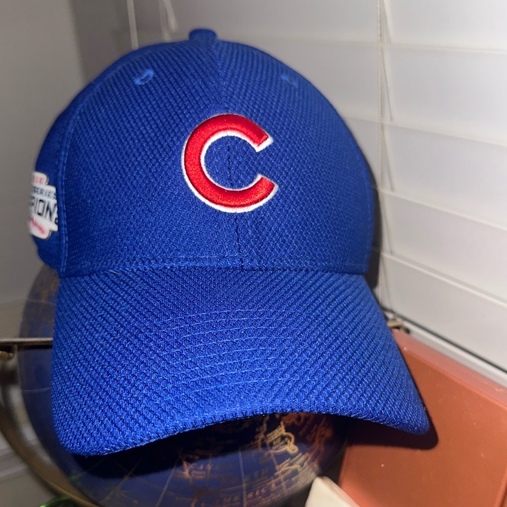Selling a World Series 2016 Chicago Cubs Championship hat
